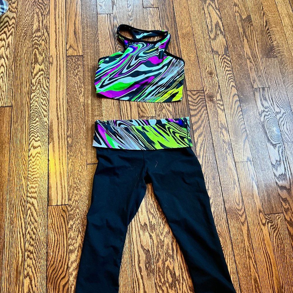 Fabletics Crop Top Outfit